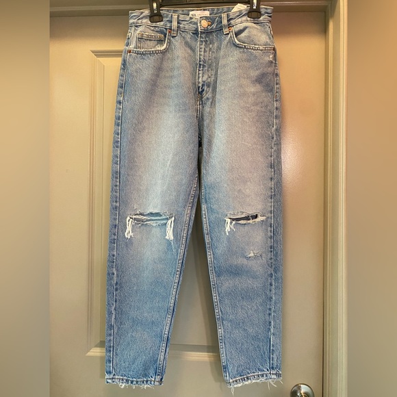 Zara Denim - Zara Distressed Relaxed Jeans size 8 NWOT